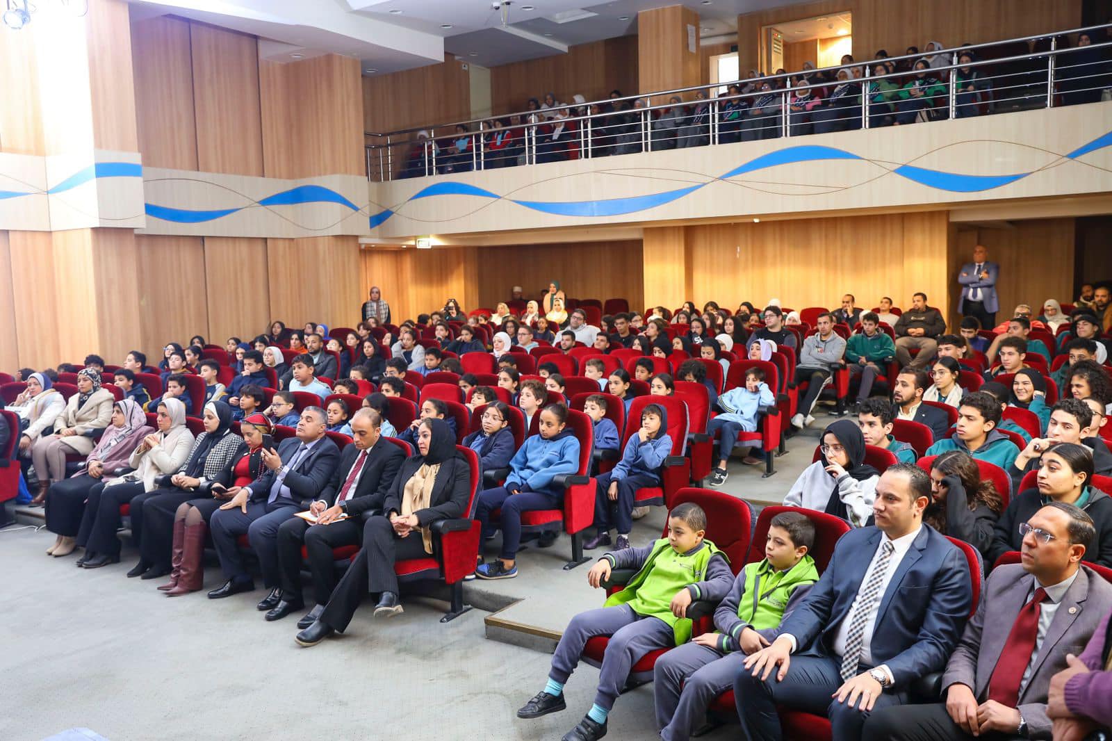 رقم تليفون مدرسة الامتياز للغات