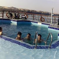 مدرسة جينيس الامريكية في فيصل  